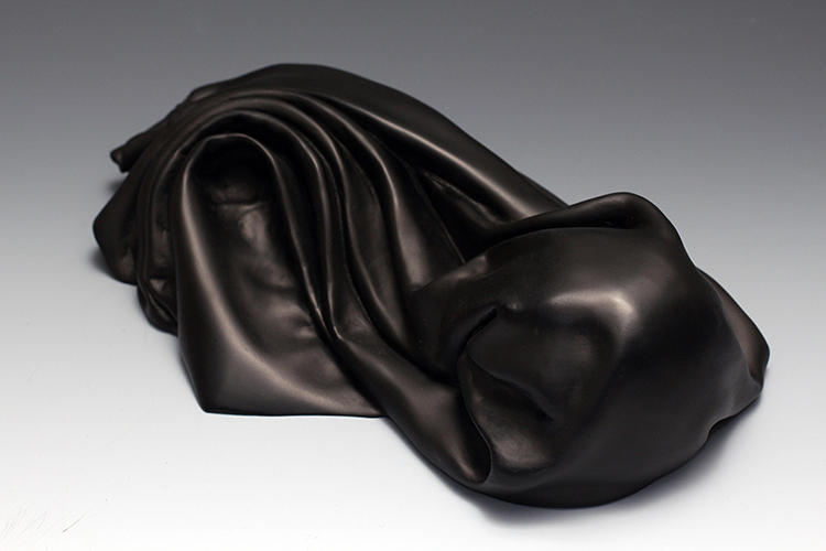 Sleight Of Hand: These Sculptures Of Draped Cloth Are Made Of Wood | Co ...